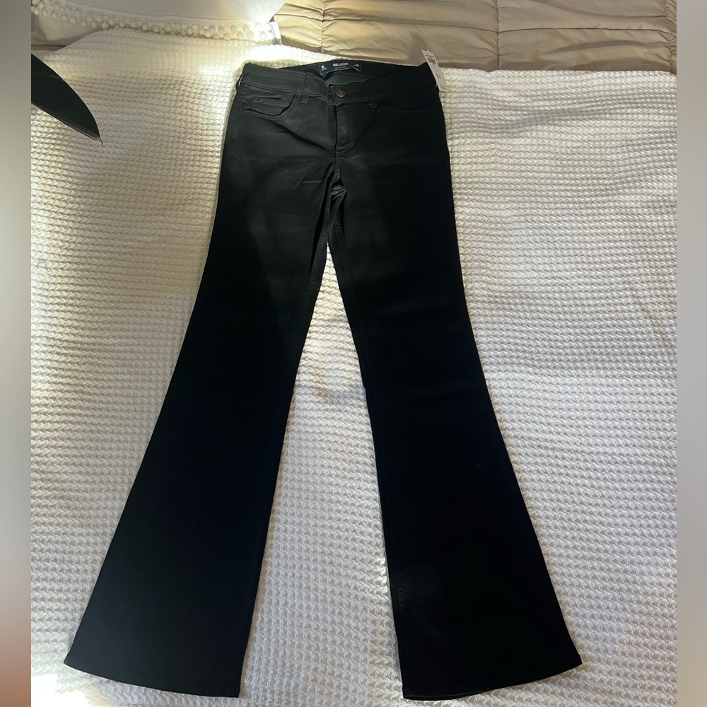 Hollister Women's Washed Black Bootcut Jeans 28L NWT - Picture 2 of 4
